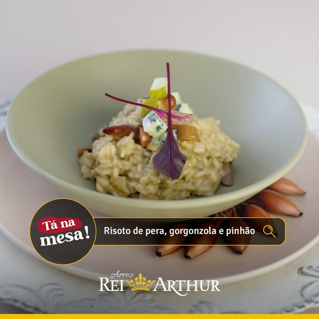 Risoto de pera, gorgonzola e pinhão